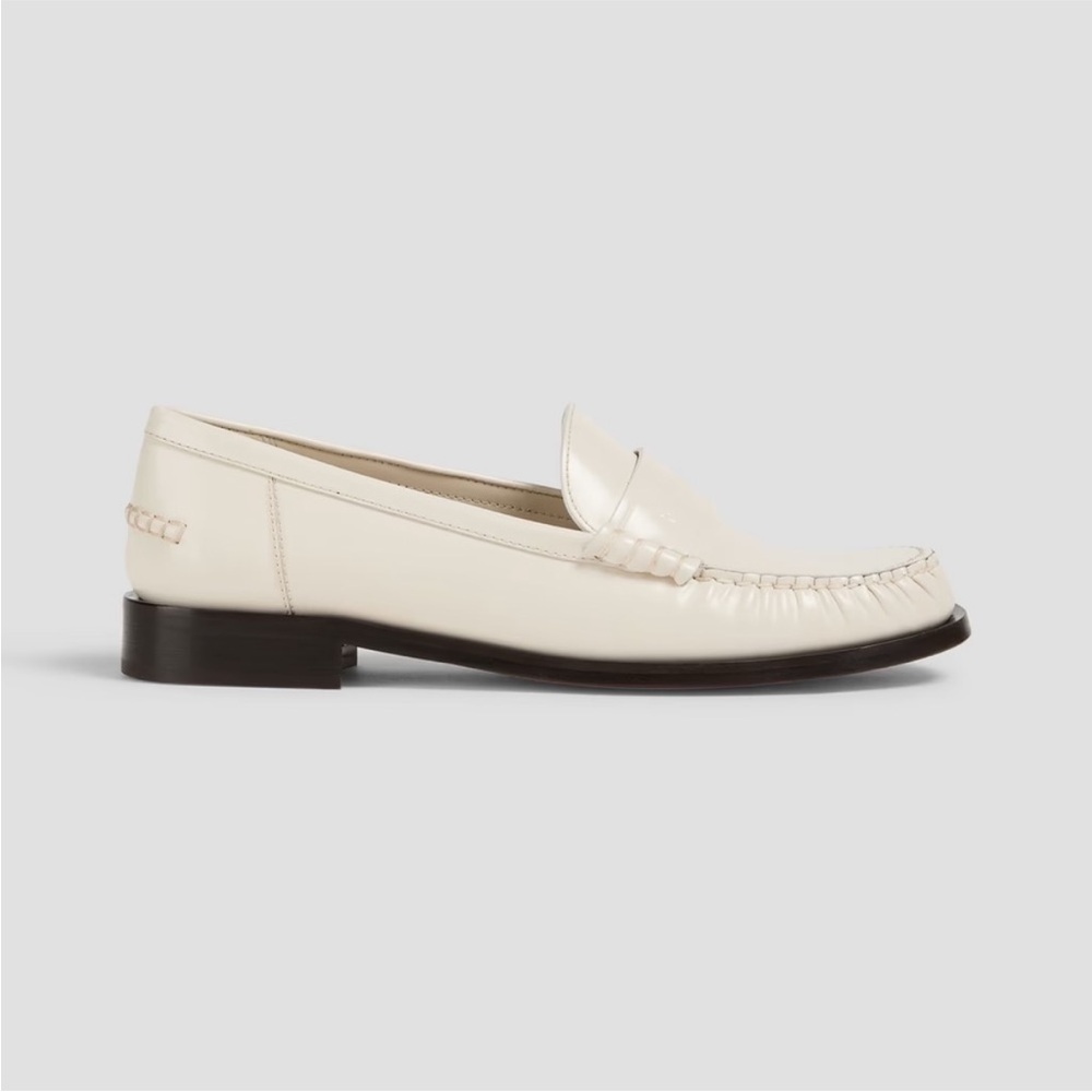New in Box Ferragamo Irina Cream Loafers - Picture 5 of 7